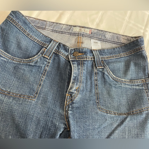 Levi low flare jeans - Picture 6 of 6